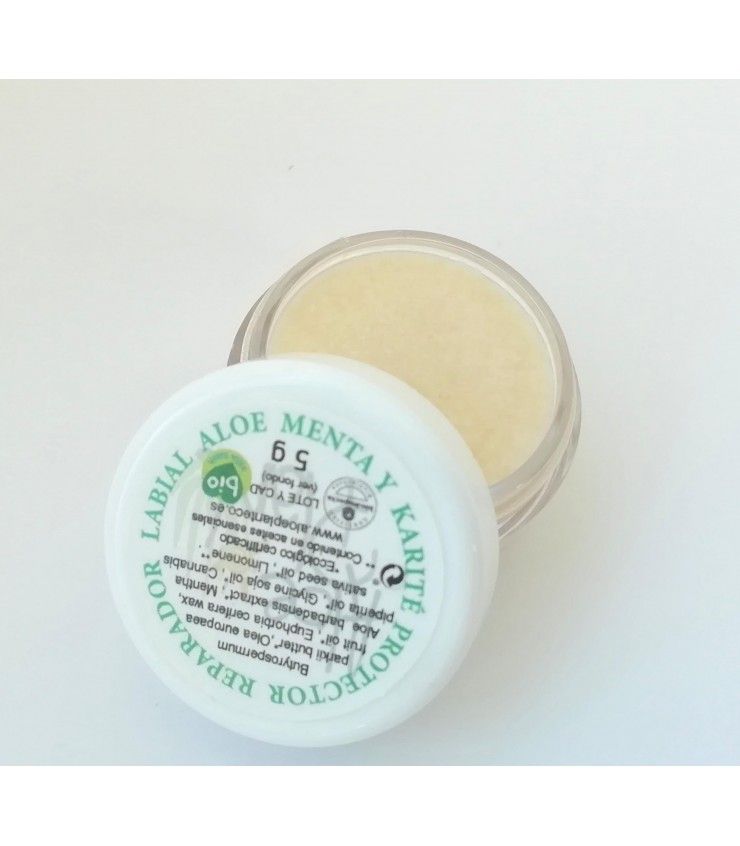 protector-reparador-labial-aloe-vera-karite-menta